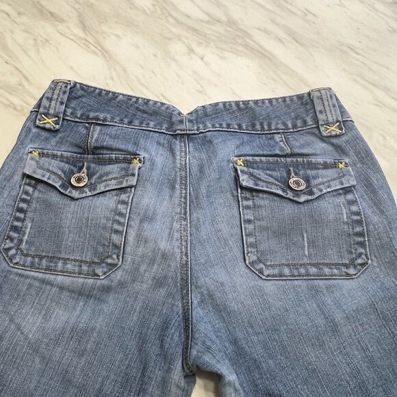 Banana Republic Jeans Double Buttons, Flap Pockets, Wide Leg - yellow accents 4 - Picture 6 of 11